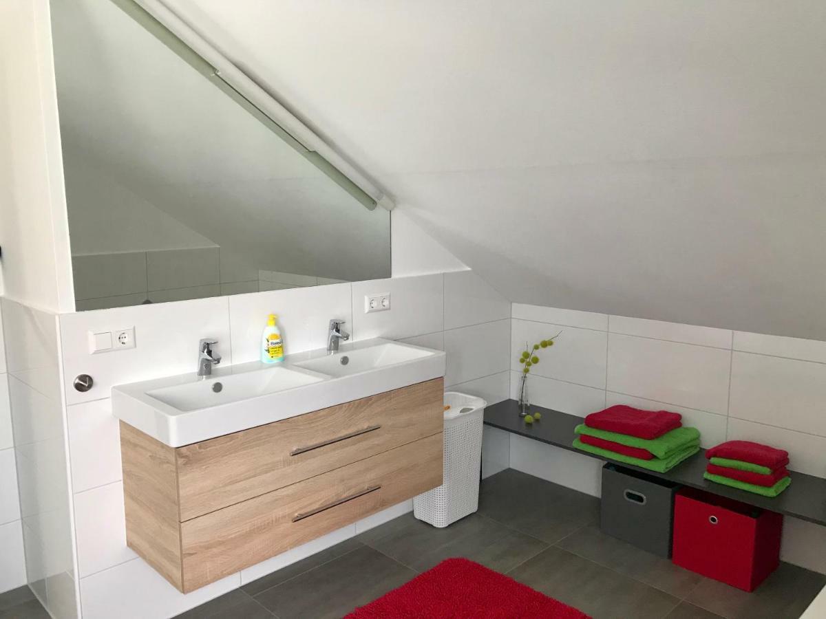 Apartment Mozartstraße Mutlangen Exterior foto